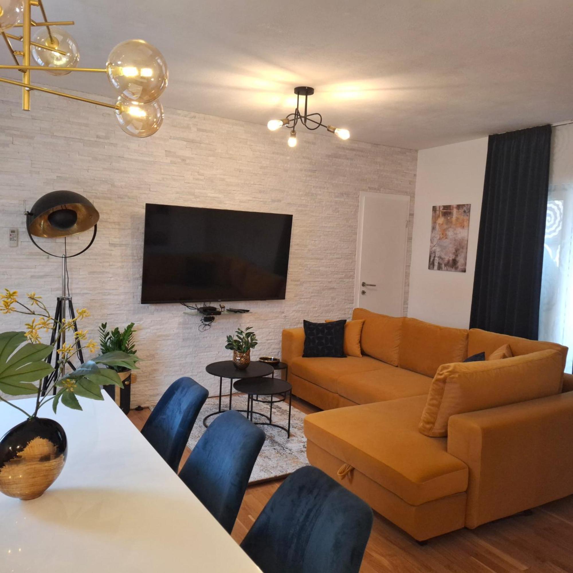 Apartments Sonja Split Bagian luar foto
