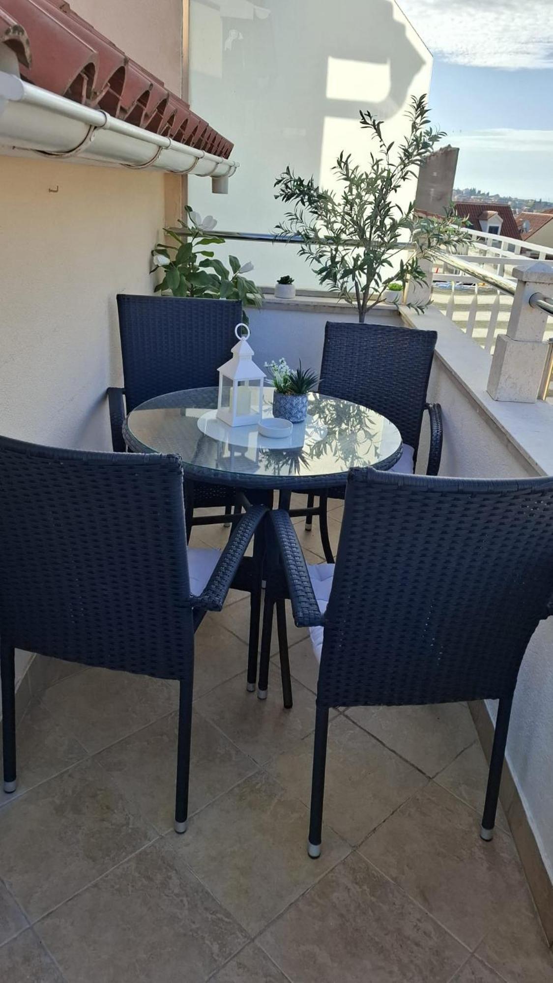 Apartments Sonja Split Bagian luar foto